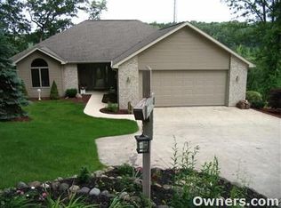 60 Ln 650ca Snow Lk, Fremont, IN 46737