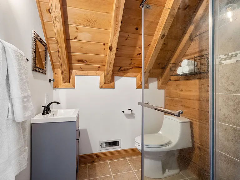 Upstairs bathroom