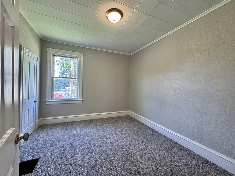 1701 Bunn St — Photo 4