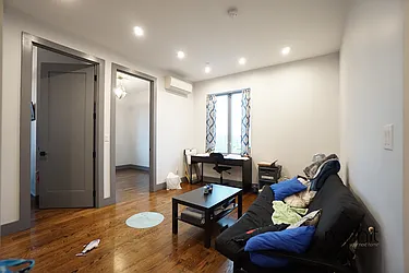 Rented by Rennit Inc.