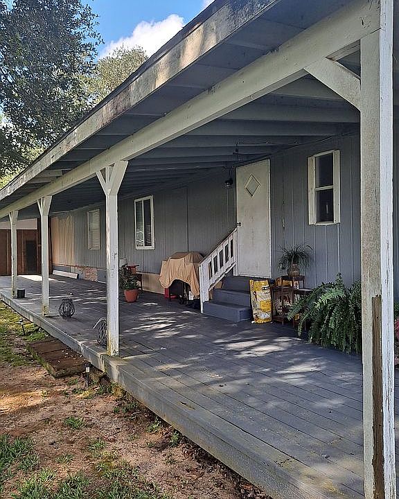 1st image of 48 Lakeview Dr
