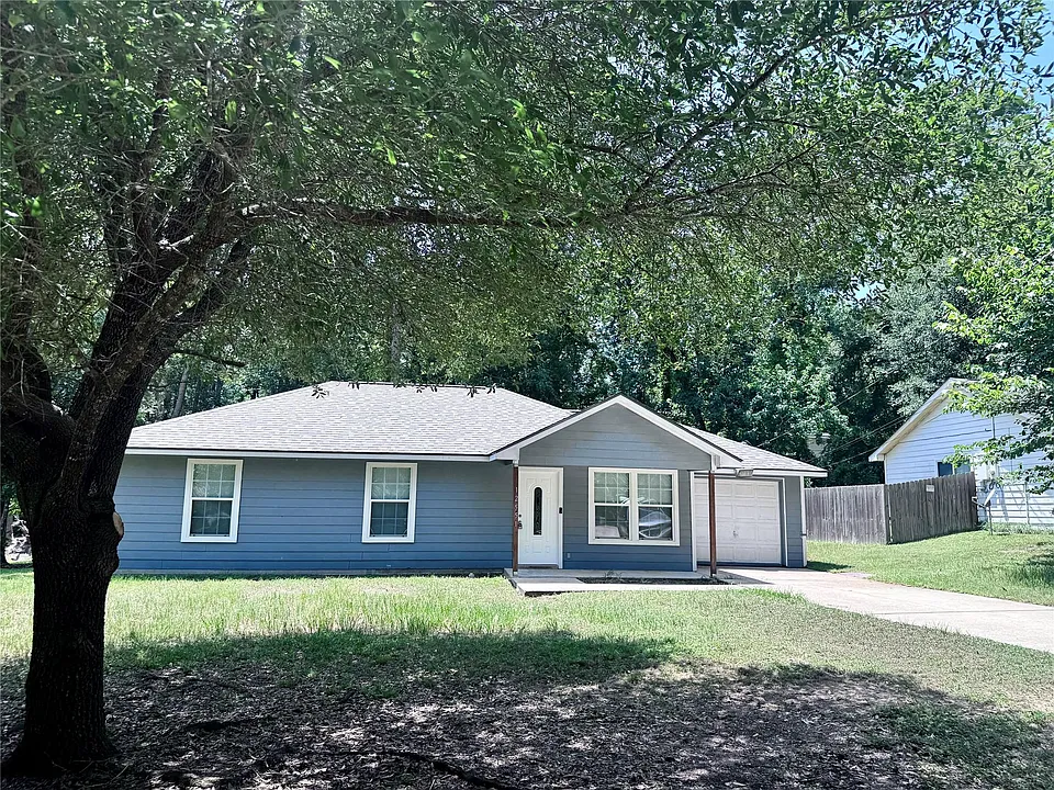 12551 Royal Lake Dr