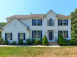 15 Maple Way, Boylston, MA 01505