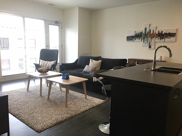 98 Market Ave — Photo 28
