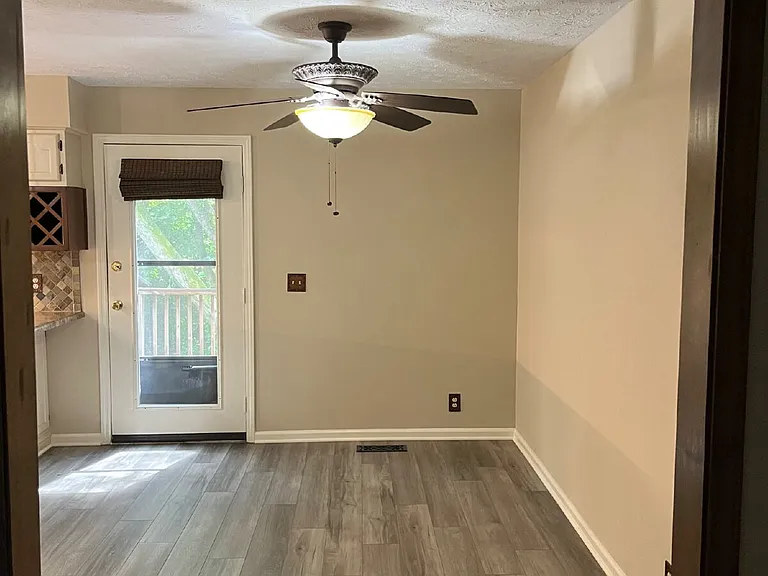 3195 Trails End Ln — Photo 7