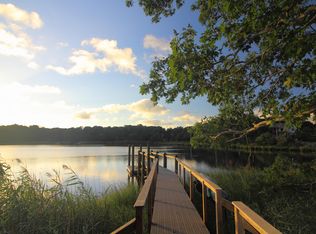 24 Bay Rd, Cotuit, MA 02635