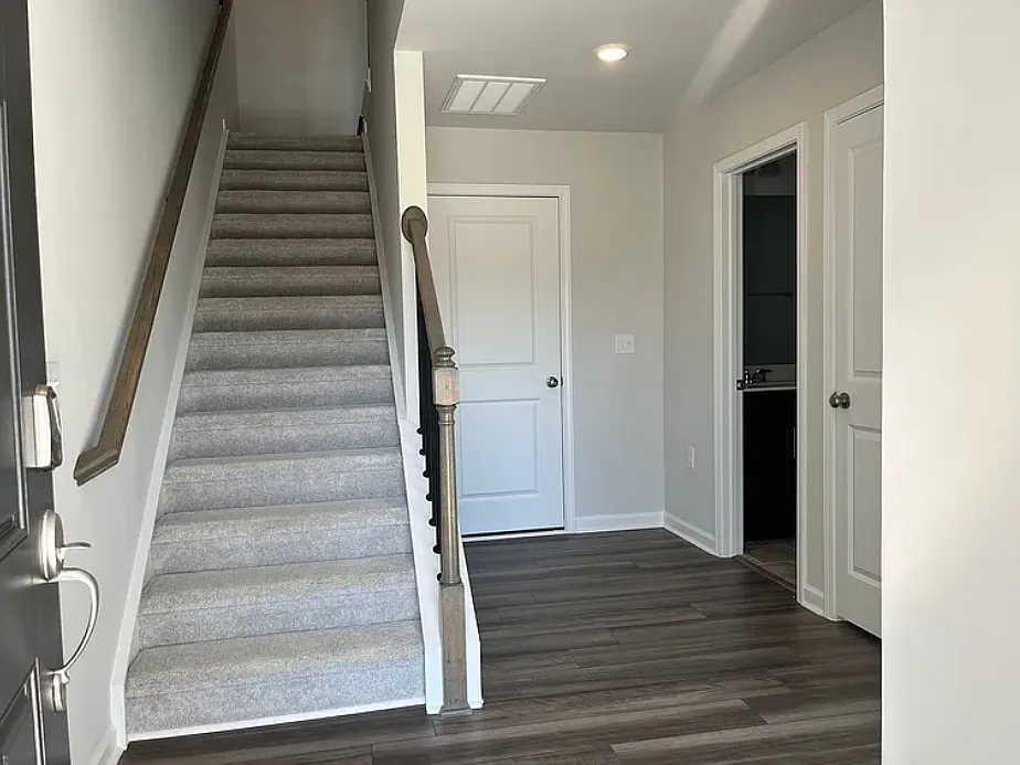 314 Carolina Spirings Boulevard Dr — Photo 4