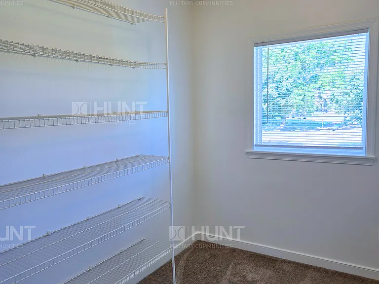 Casablanca Ct — Photo 15