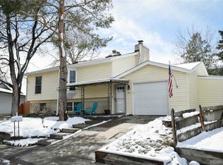 10140 W Lambuth Ave, Lakewood, CO 80235