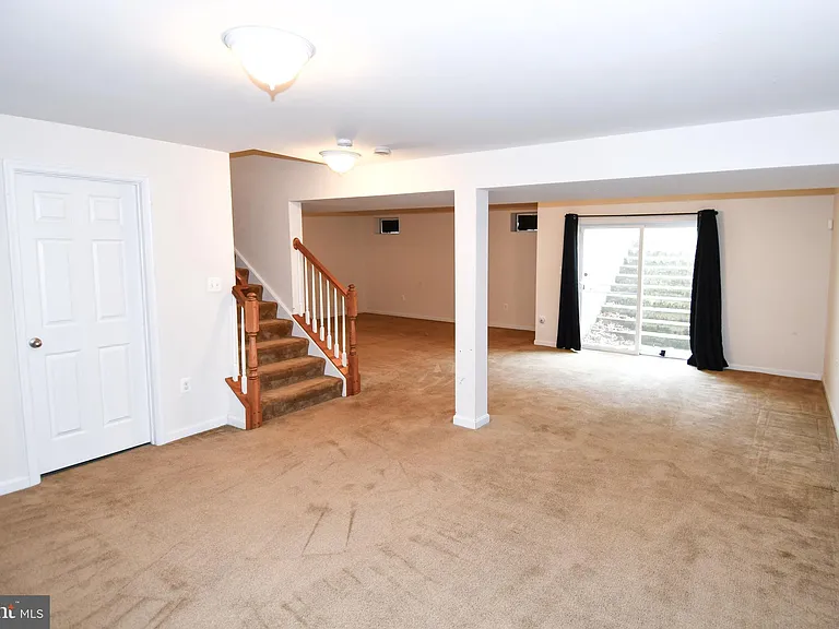 3082 American Eagle Blvd — Photo 47