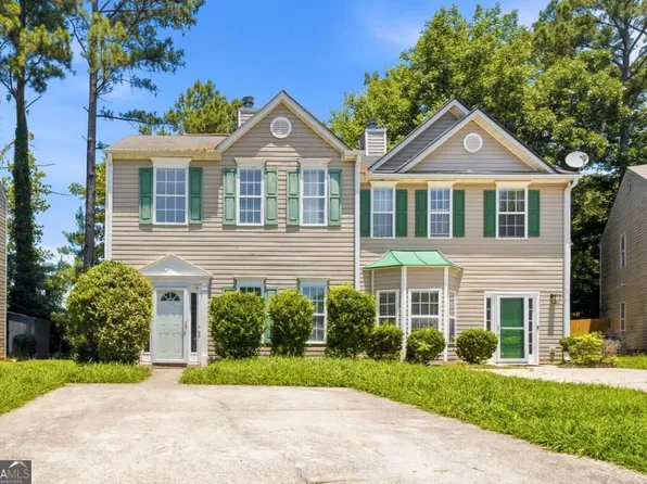 2945 Falling Water Point, Atlanta, GA 30349