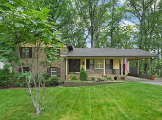 5523 Newberry Dr, Raleigh, NC 27609