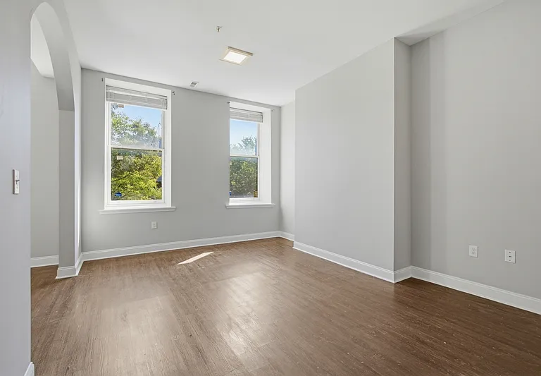 1506 Madison Ave #2 — Photo 13