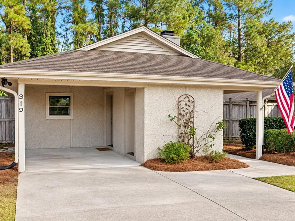 319 Halyard Ct, Wilmington, NC 28405