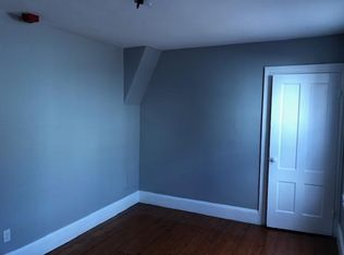 162 Transit St #1R, Providence, RI 02906