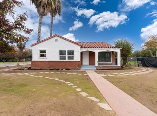 2246 W Hammond Ave, Fresno, CA 93728