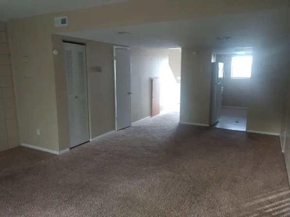 114 Blissett Dr Building J, Dothan, AL 36301