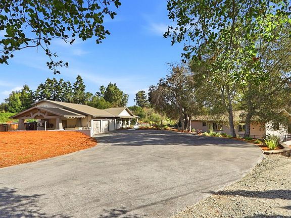 3rd image of 12387 Stonebrook Dr
