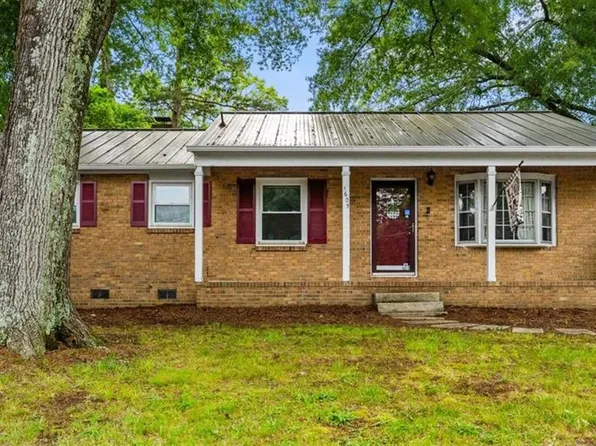 1605 Guyer St, High Point, NC 27265