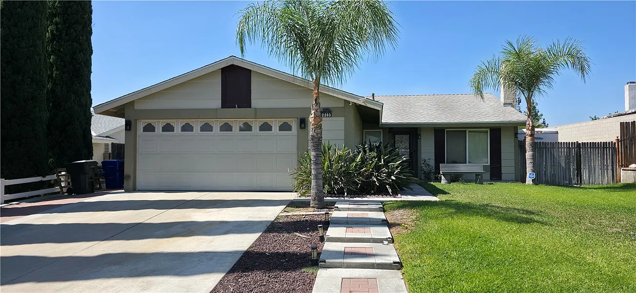 4 bed, 1469 sqft, $3,100 — Photo 2