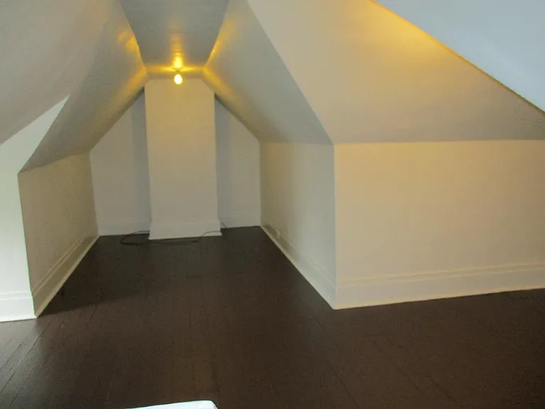 3rd Floor Bedroom