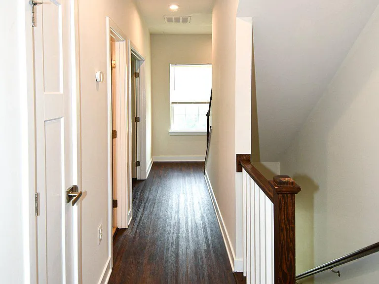 4917 Crest View Dr — Photo 24