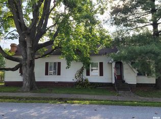 410 Harrison St, Vergennes, IL 62994