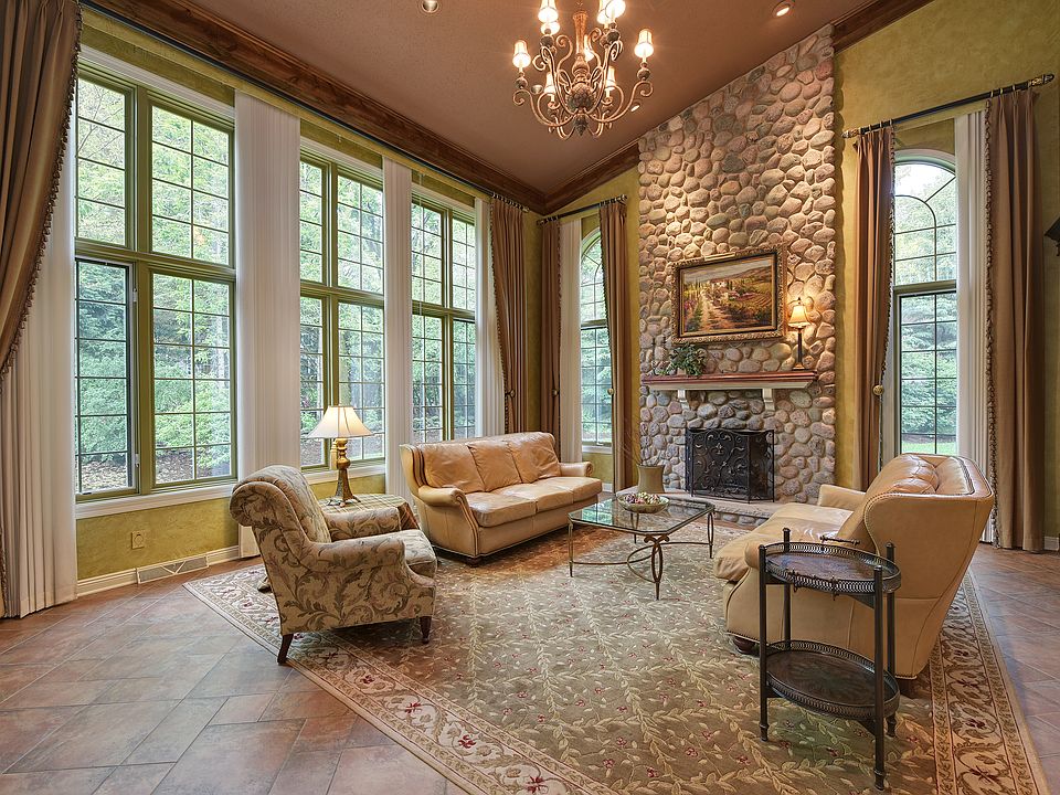 14625 Juneau Blvd, Elm Grove