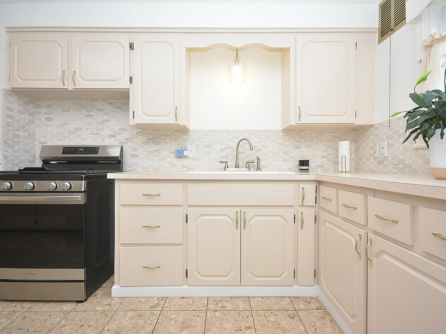 3 bed, 2.5 bath, $3,600 — Photo 4