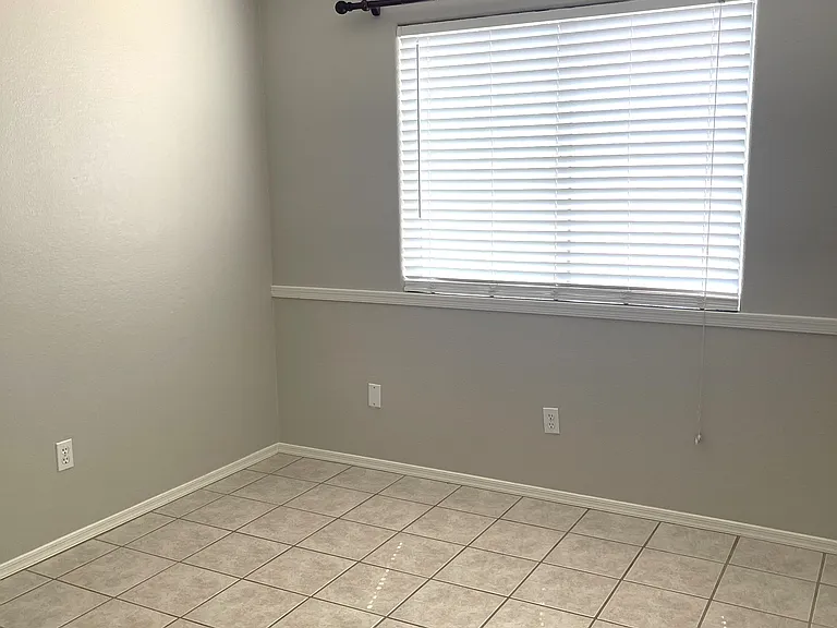 197 W Del Rio St — Photo 14
