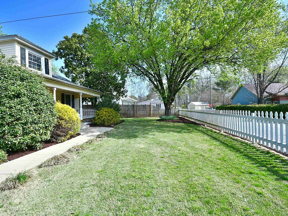 102 Jones Ave, Greer, SC 29650 Zillow