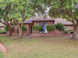 504 Shenandoah Ct, Burleson, TX 76028