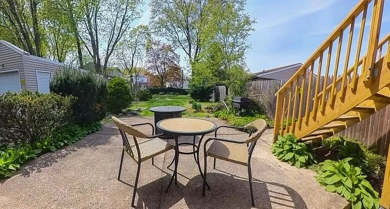 47 Paroubek St #1
