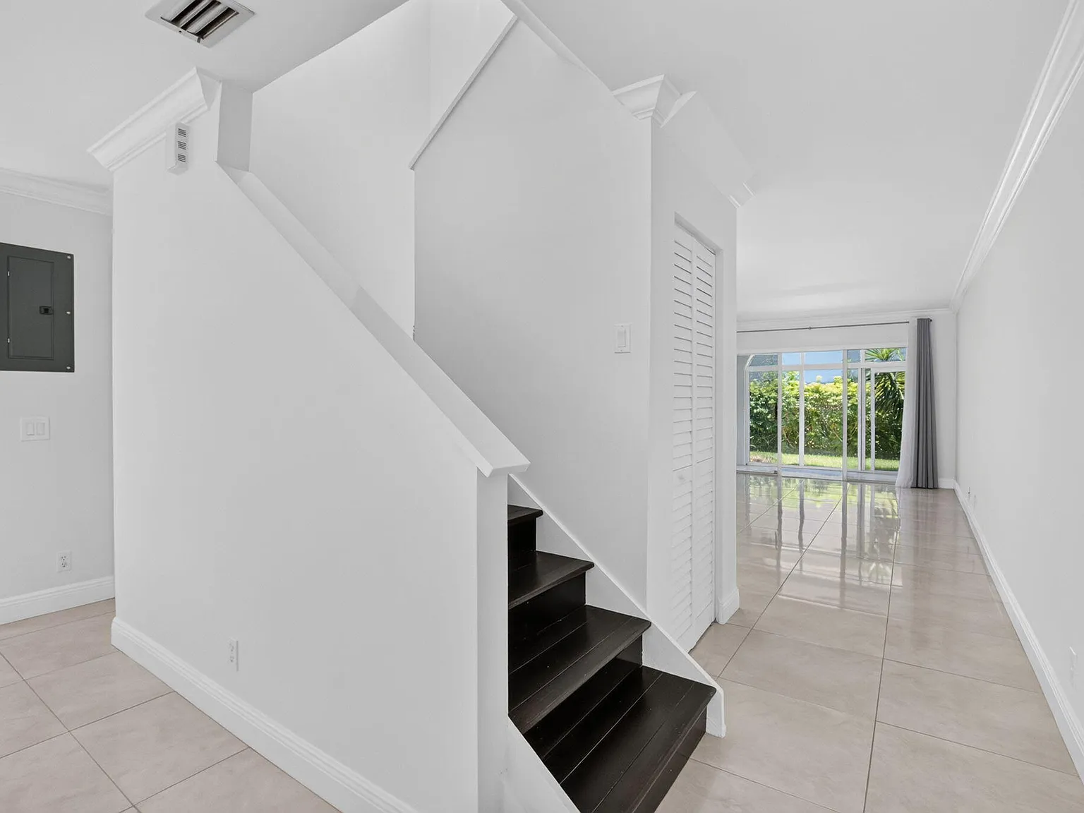 2 bed, 2.5 bath, 1156 sqft, $2,950 — Photo 4