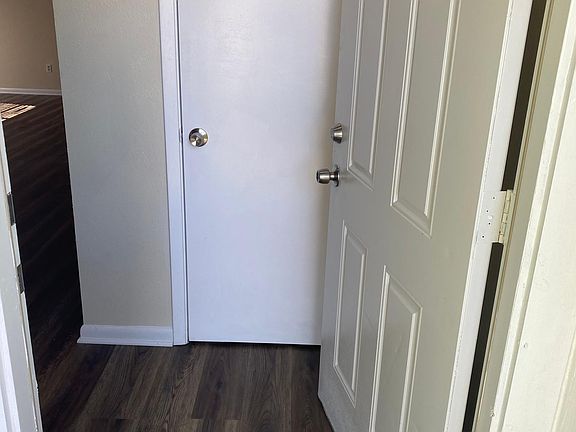 3rd image of 6627 Dunn Dr