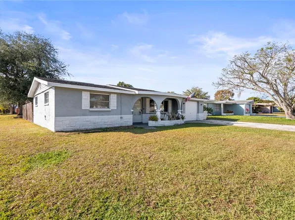 3005 Matchlock Dr, Holiday, FL 34690