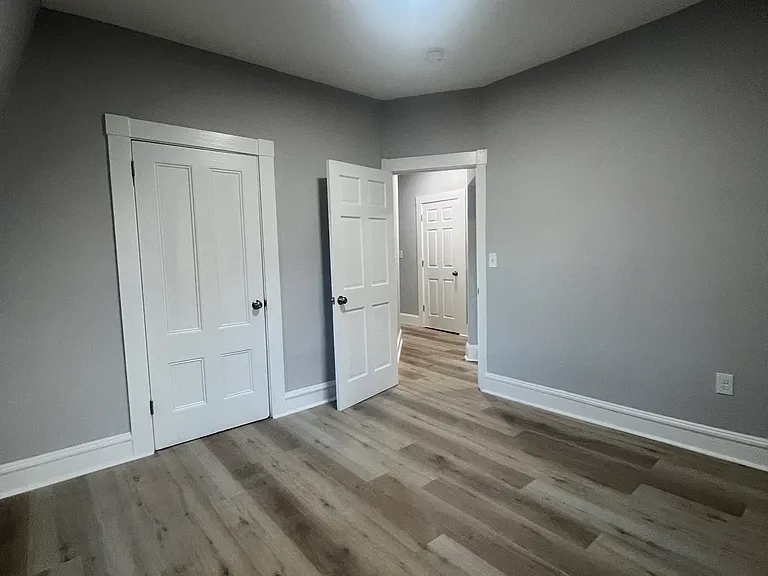 106-108 Cherry St #4 — Photo 8