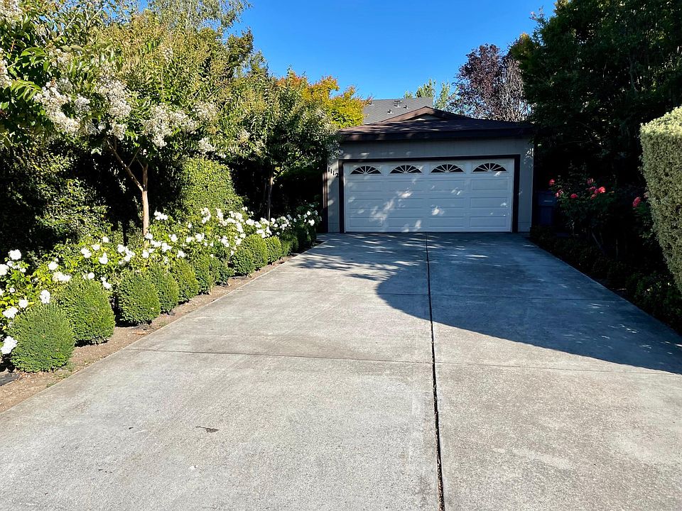 1st image of 1112 Willow Glen Way