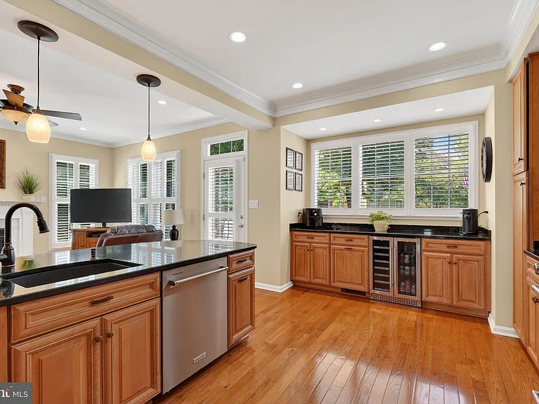 6635 Dunwich Way — Photo 13