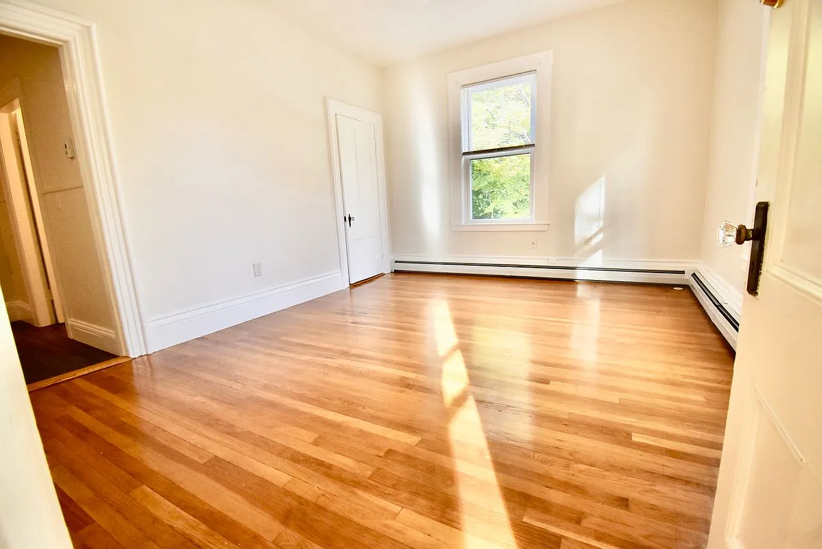 1 bed, 1.0 bath, 2223 sqft, $2,150 — Photo 3