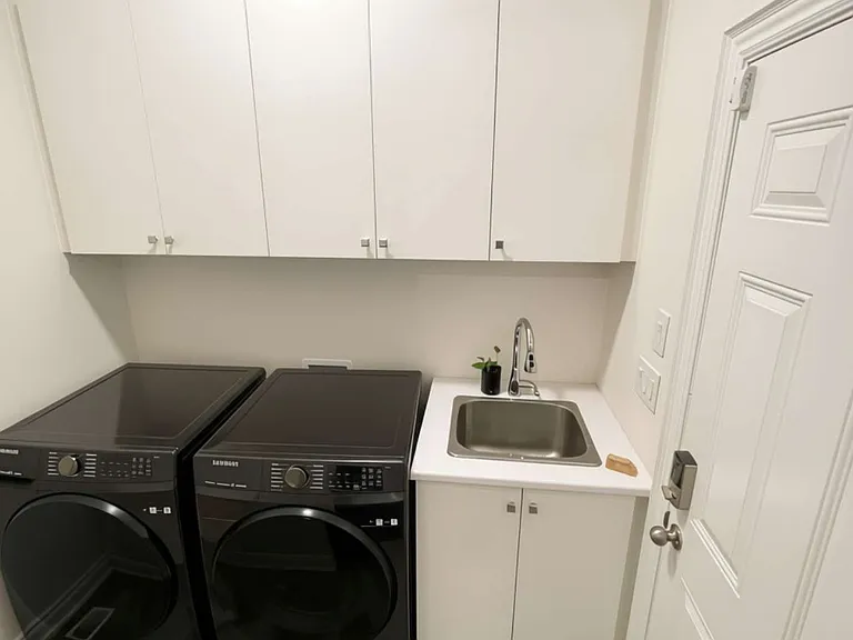 240 Seaview Hts — Photo 10