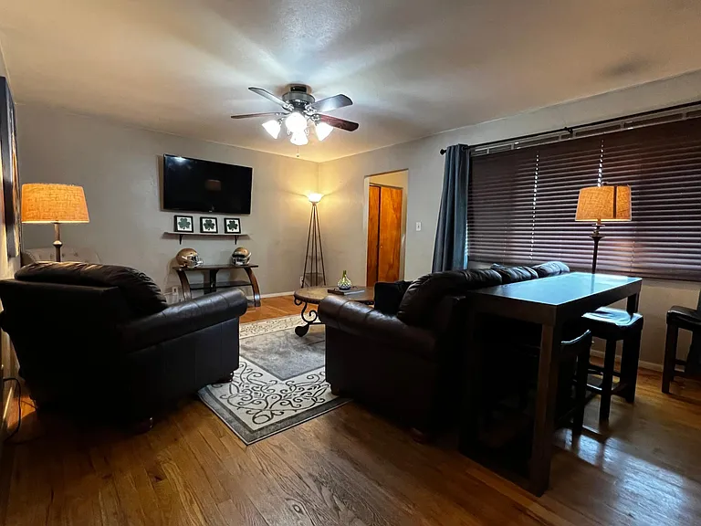1529 Vernerlee Ln — Photo 6