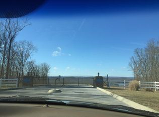 9293 Espalier Dr, Decatur, TN 37322