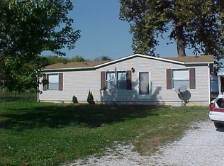 115 E Pittsfield St, Kinderhook, IL 62345