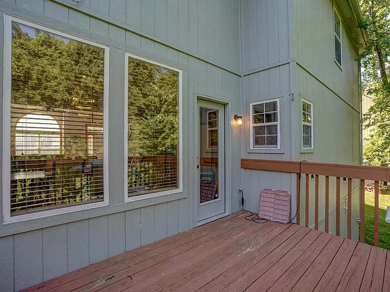 569 Crabapple Ln — Photo 25