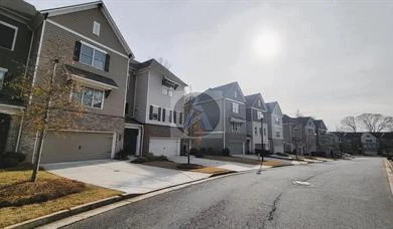 2892 Boone Dr NW — Photo 36