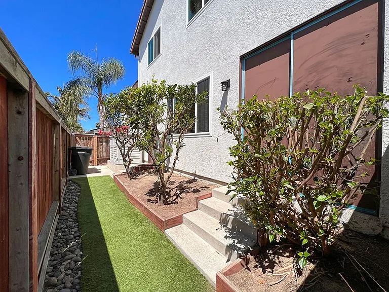33882 Diana Dr — Photo 40