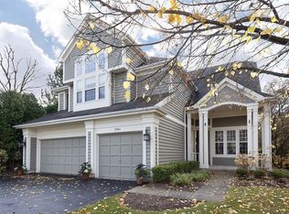 2361 Legends Ct, Riverwoods, IL 60015