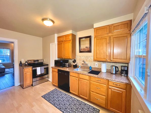 311 W 2nd St #7