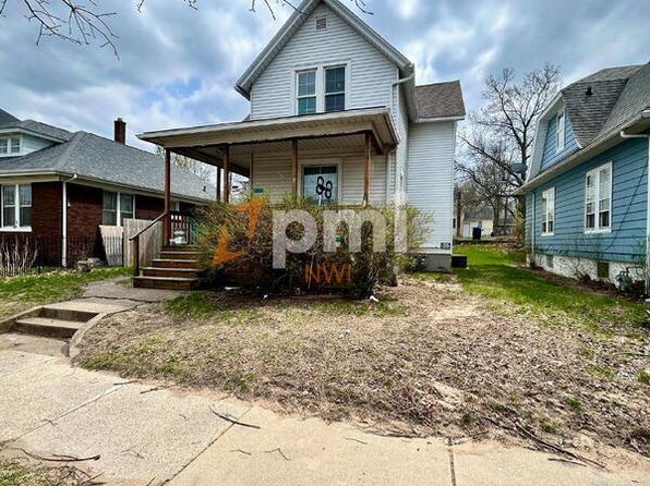707 1/2 E 10th St, Michigan City, IN